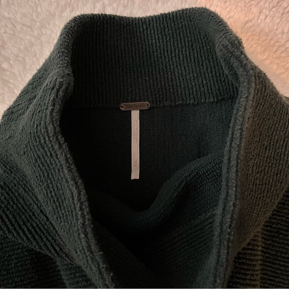 Free People Slouchy Ottoman Size Medium: Aged Pine - Picture 6 of 10